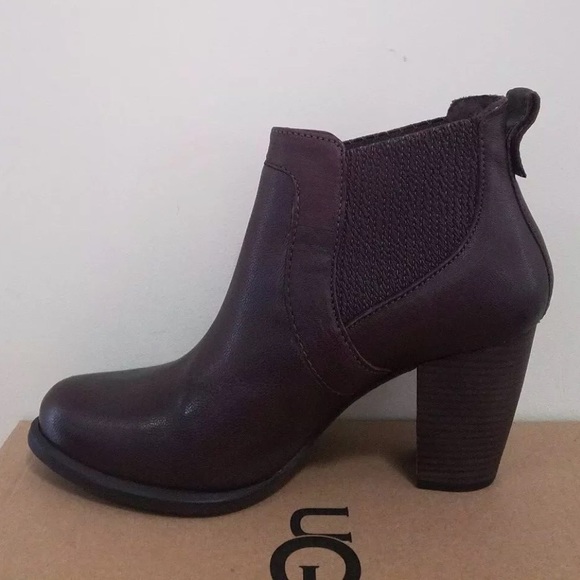New ugg Cobie II Women’s gorgeous boots $295 - Picture 6 of 8